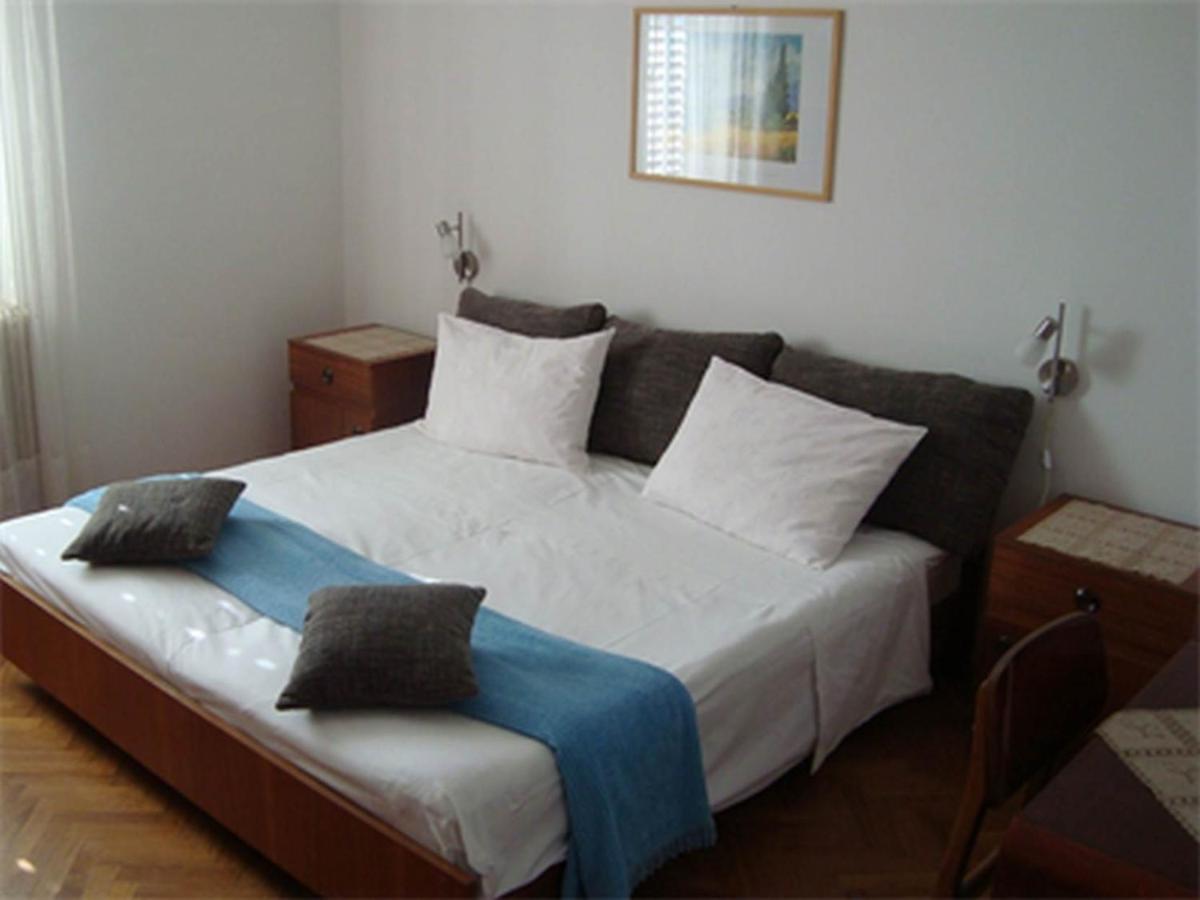 Rooms Rita เซรส ภายนอก รูปภาพ