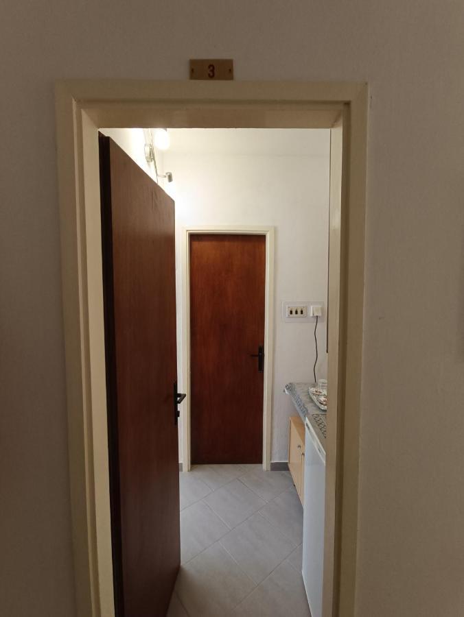 Rooms Rita เซรส ภายนอก รูปภาพ