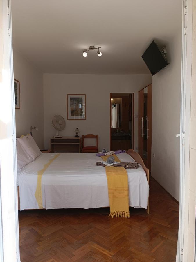 Rooms Rita เซรส ภายนอก รูปภาพ