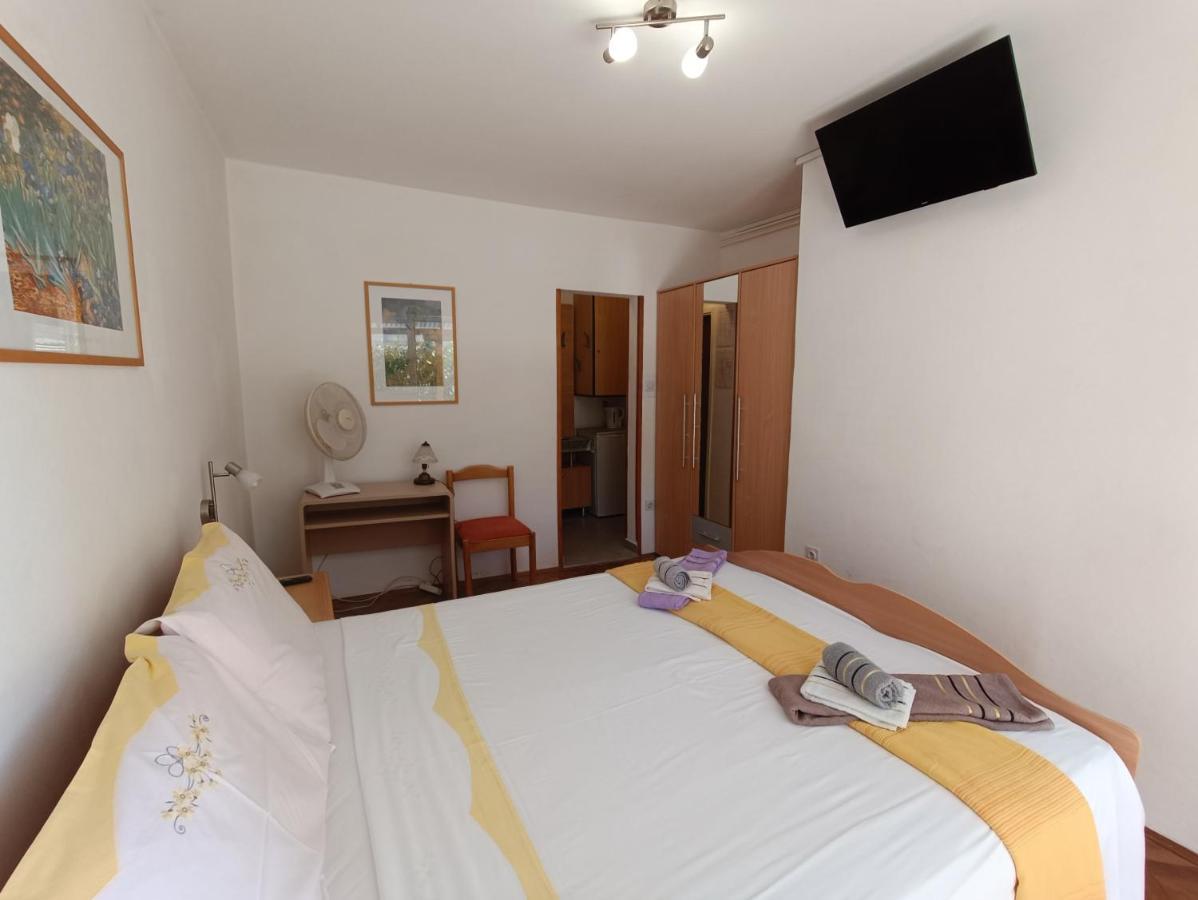 Rooms Rita เซรส ภายนอก รูปภาพ