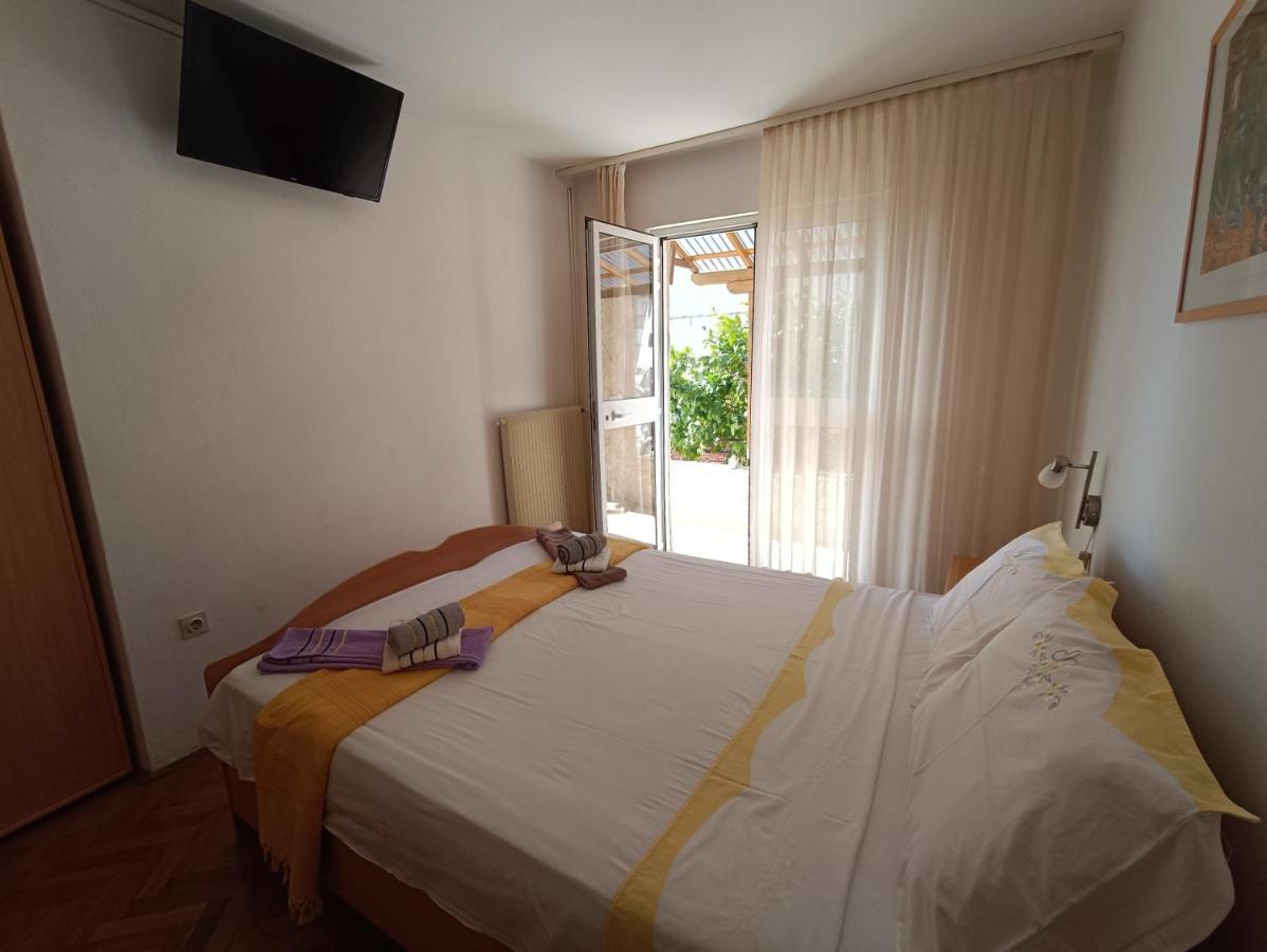 Rooms Rita เซรส ภายนอก รูปภาพ
